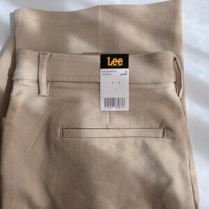 Lee Women's Ultra Lux Comfort Pant Flex Motion Waistband Khaki 14 Short NWT